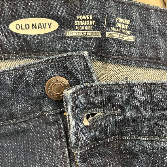 Old Navy Women’s Power Straight High Rise jeans.  Size 18 - Picture 3 of 7
